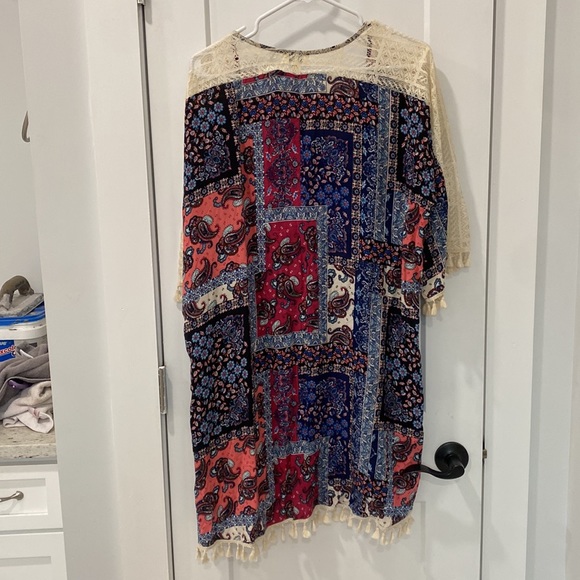 Kimono - Picture 4 of 4